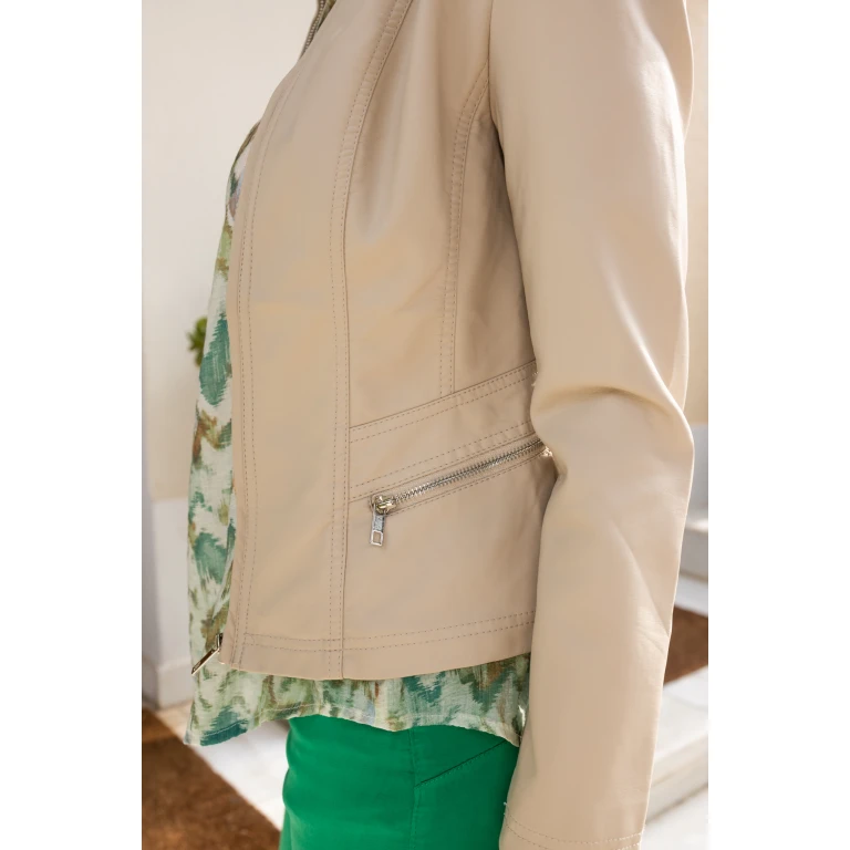 Γυναικείο jacket δερματίνη με όρθιο λαιμό – Μπεζ – Open